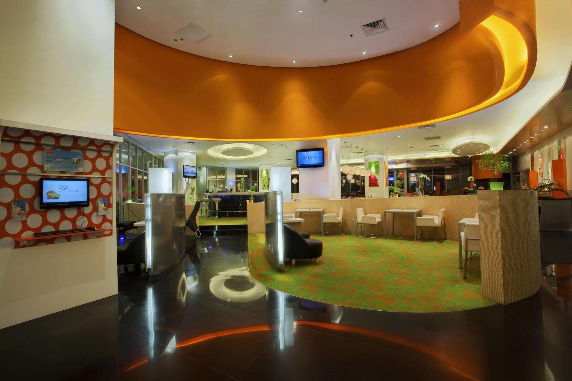 Harris Hotel And Conventions Kelapa Gading Jakarta Eksteriør bilde